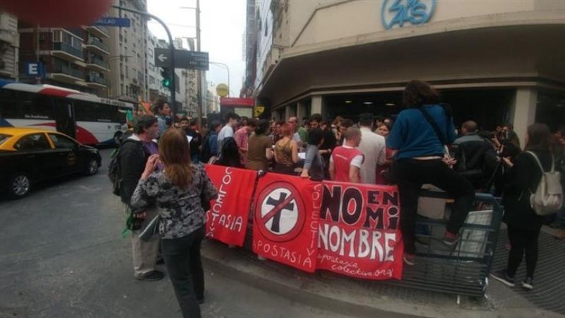 Rechazo a despenalización del aborto, 4.000 argentinos iniciaron el trámite para abandonar la Iglesia Católica