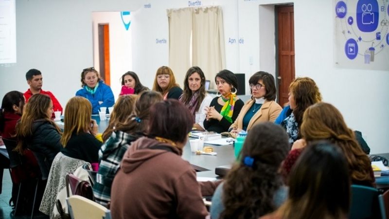 Mesa multisectorial local para la prevención del suicidio adolescente