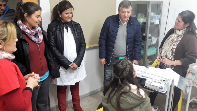 Entregaron equipo de laboratorio para optimizar el trabajo en el hospital de Lavalle