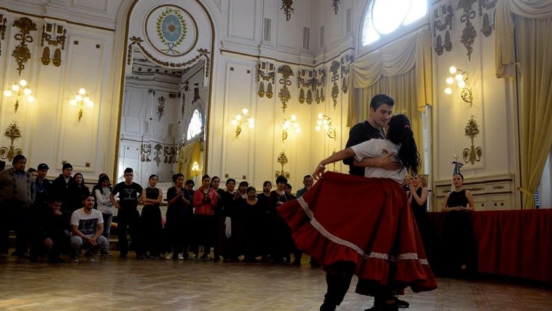 Destacada presentación de Catamarca en el “NOA Baila”, en Salta