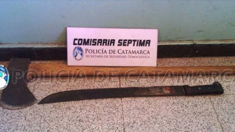 Policías intervinieron en una gresca y fueron atacados a machetazos