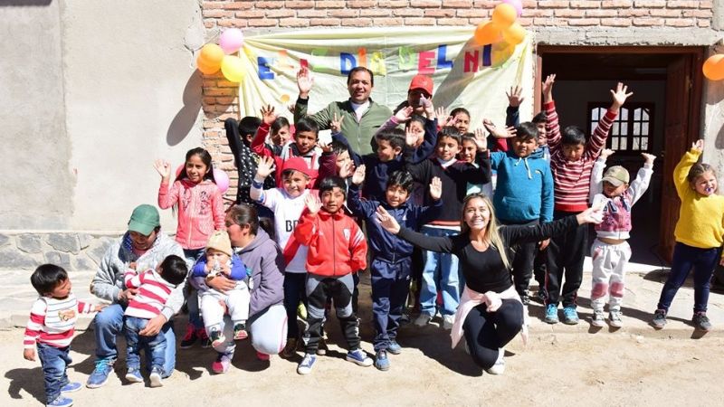 Gran festejo del Día del Niño en localidades y barrios de Santa María