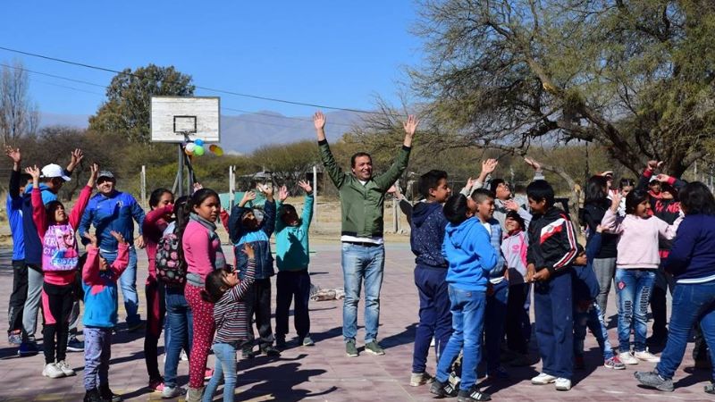 Gran festejo del Día del Niño en localidades y barrios de Santa María