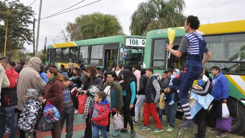 Gran festejo de mercantiles por el Día del Niño