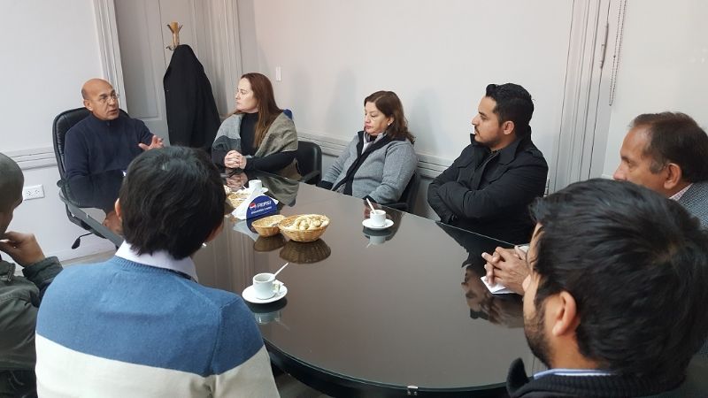 Entregan a Catastro el trabajo final de estudiantes universitarios