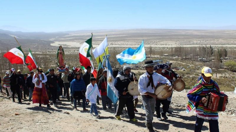 Gómez inauguró la Gruta de la Virgen de Guadalupe en Agua Amarilla