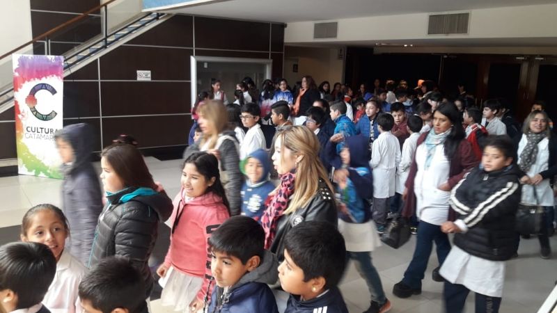Multitudinaria presencia de las escuelas en las funciones del Espacio INCAA
