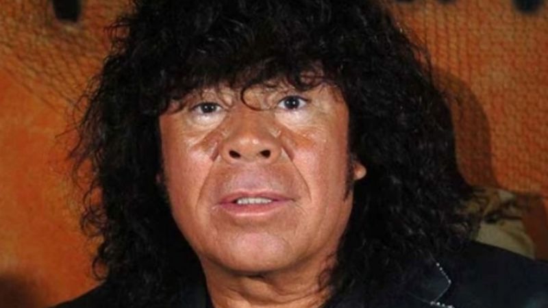 Internaron a la Mona Jiménez por un fuerte dolor en el pecho