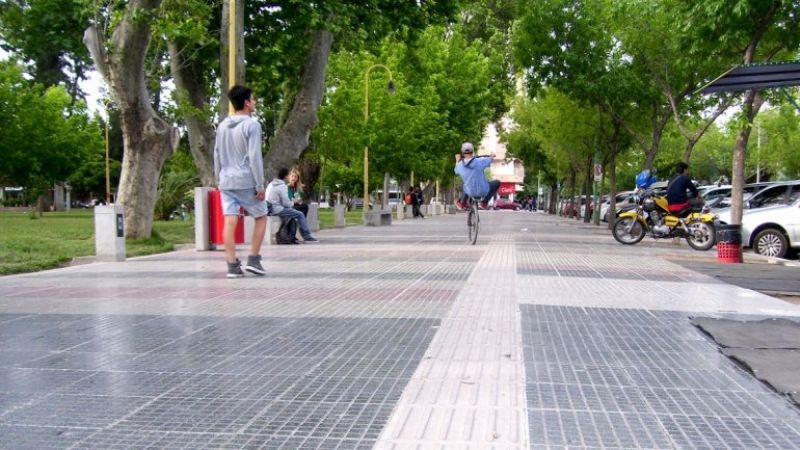 Las mínimas continuarán bajas, pero las máximas llegarán a los 25°