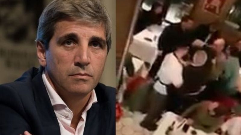 Violento escrache a Caputo en un restaurante