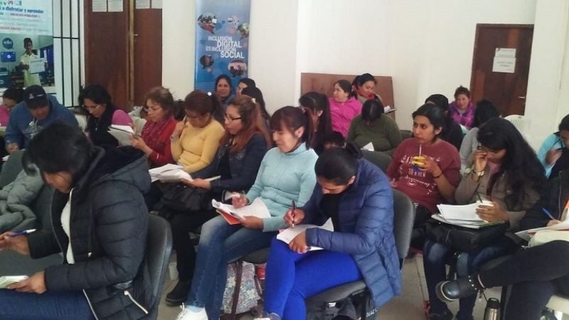 UTHGRA capacita agentes de turismo en Santa María