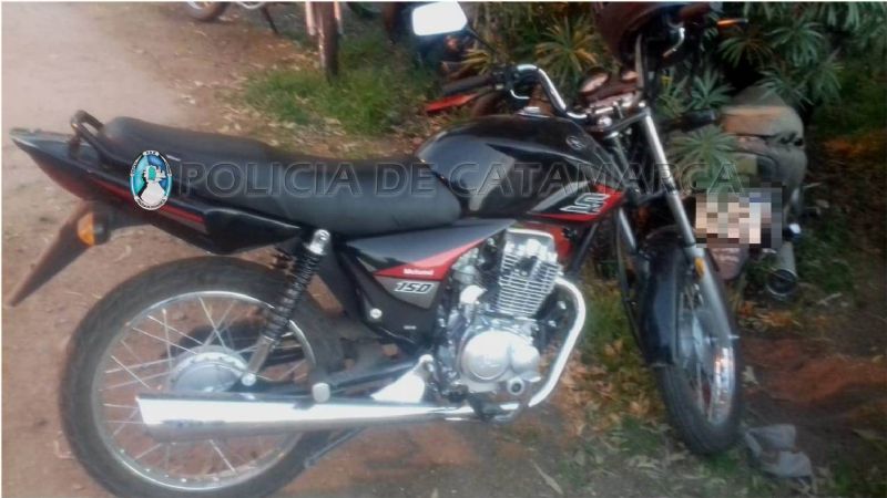 Se presentó en la comisaría para buscar una moto y terminó preso