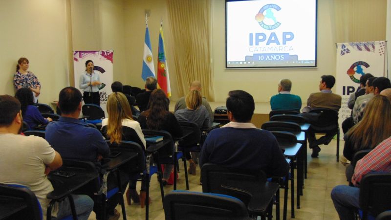 Presentaron aula virtual para capacitar a los empleados públicos