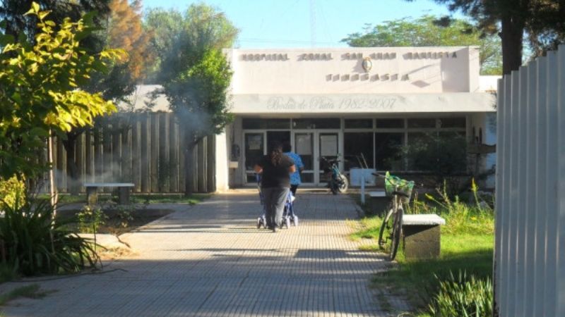 Un septuagenario con asfixia tras un incendio en una casa