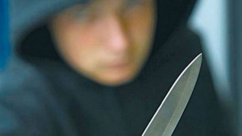 Le cortó el cuello a su hermano