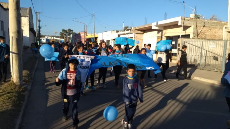 Recreo marchó en defensa de las dos vidas