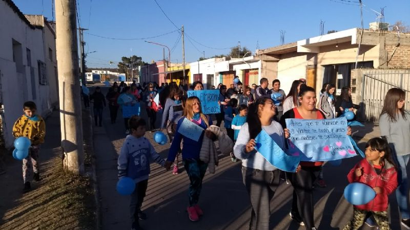 Recreo marchó en defensa de las dos vidas