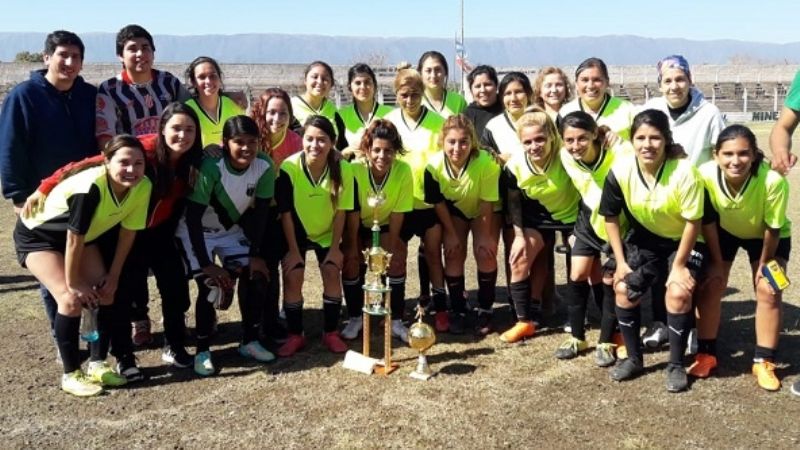 La Tercena y La Estación campeones en Fútbol Femenino