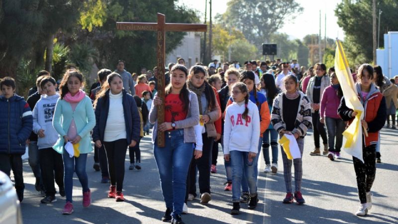 Procesión en honor a Santa María de los Ángeles