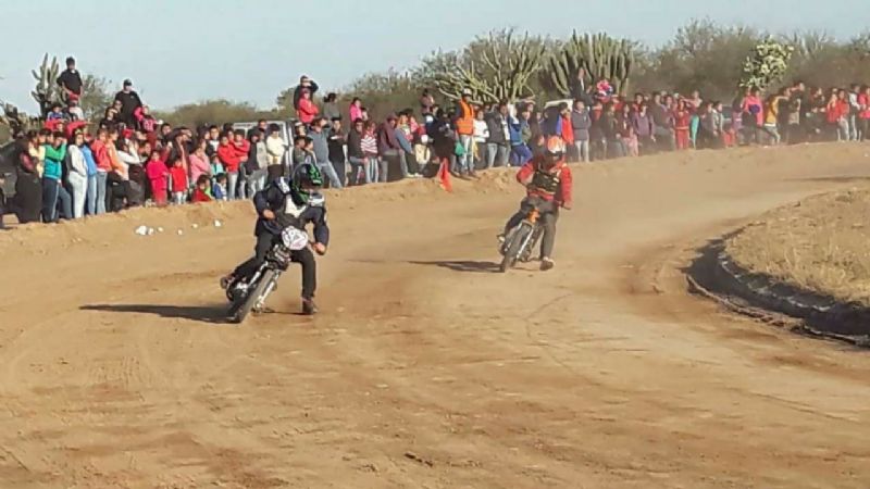 Motociclismo: 4ta. fecha del Óvalo "Ruta 20" en Recreo