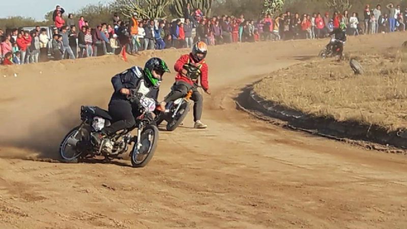 Motociclismo: 4ta. fecha del Óvalo "Ruta 20" en Recreo
