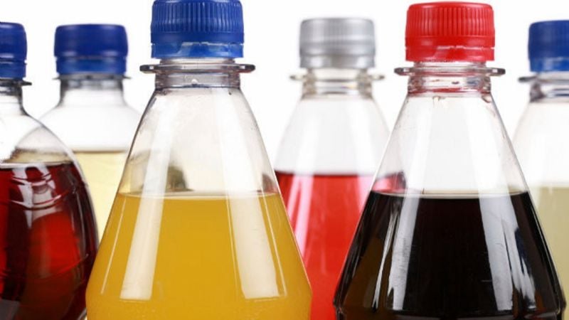 En un año, la producción de bebidas se desplomó un 9%