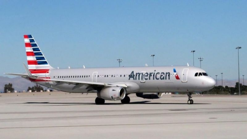 Tripulantes de cabina recibirán aumento del 42%