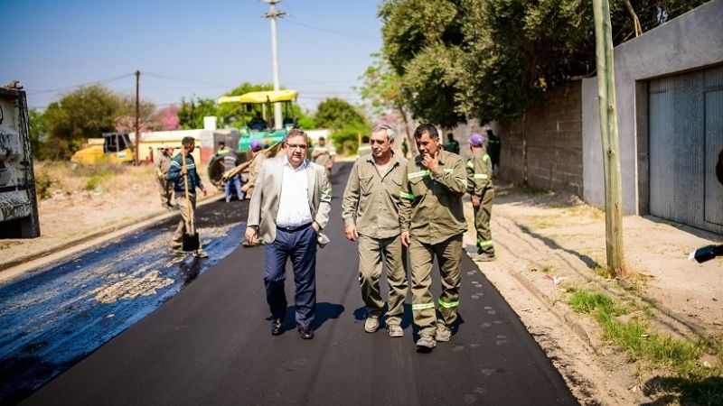 Se reactiva el plan de asfalto en los barrios San Marcos y Santa Lucía