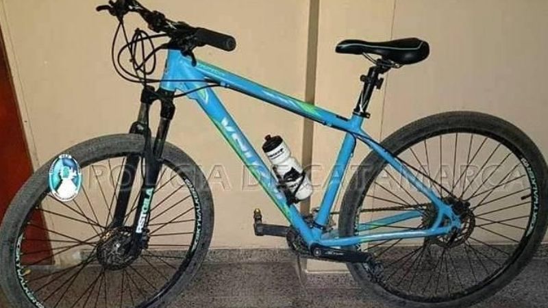 Recuperan un estéreo, un teléfono y una bicicleta