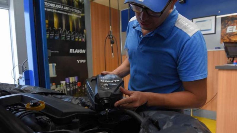 Mantener un auto es 55% más caro que hace un año