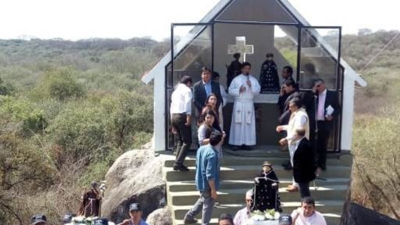 Multitud de fieles y más de un centenar de jinetes en el cierre de festividades en El Alto