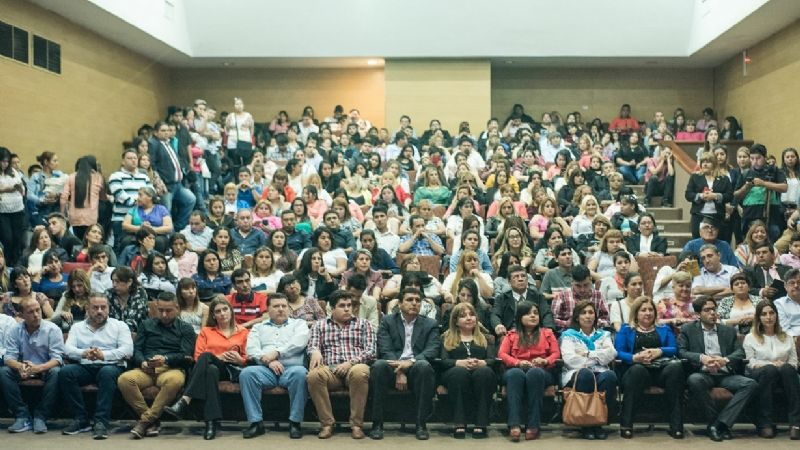 Más de un centenar de egresados del Plan Fines Municipales