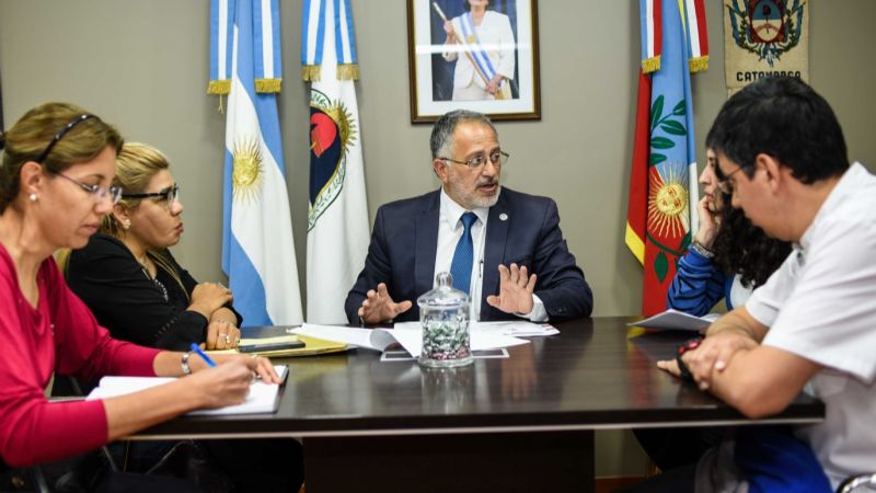 Solá Jais recibió a familiares de Personas con Autismo