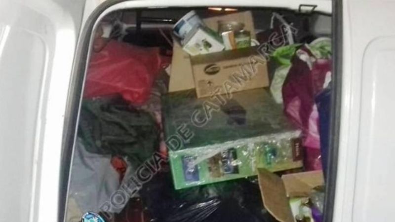 Encuentran una casa, gran cantidad de muebles de algarrobo robados