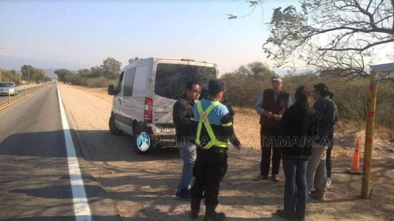 En un utilitario trasladaba helados sin la cadena de frío