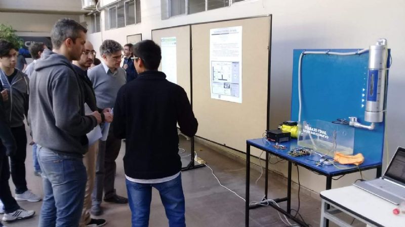 Alumnos y docentes de la Facultad de Tecnología participaron de evento nacional