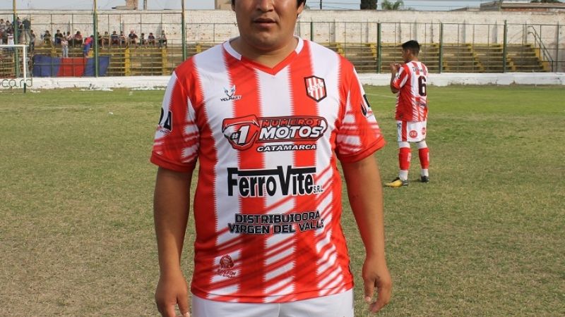 Éxitos del “León” y Vélez, que agradeció “Tesho”