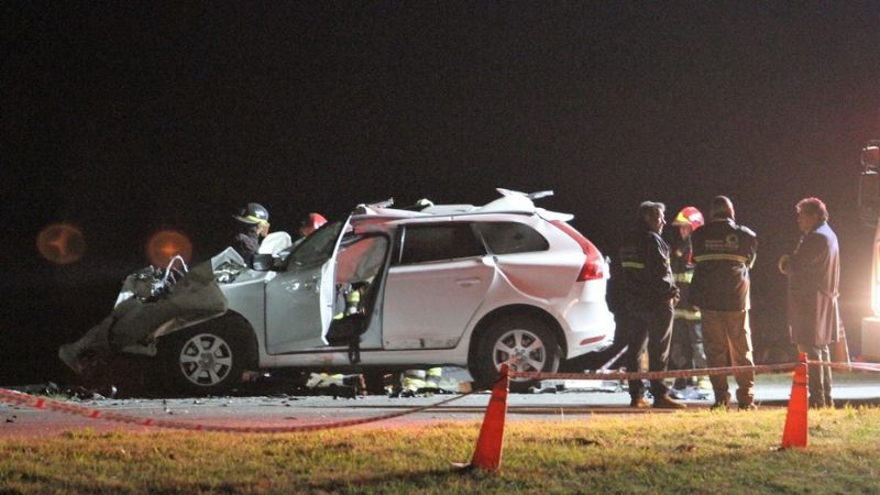 Las imágenes del terrible accidente en el que murió De la Sota