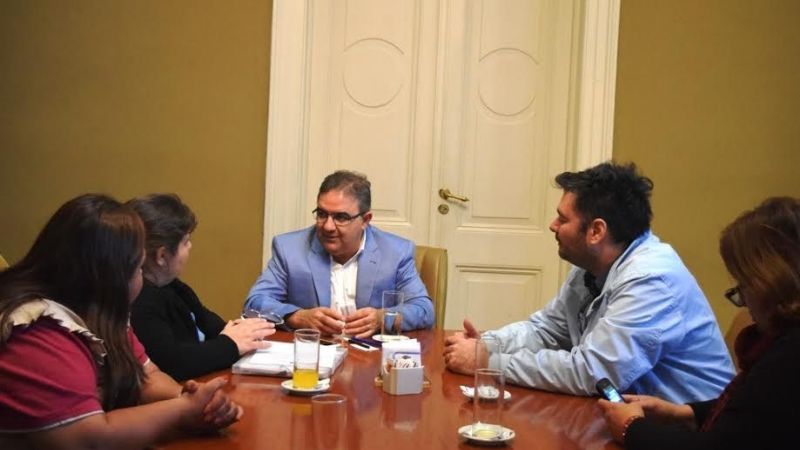 Sin acuerdo salarial, docentes municipales van a paro