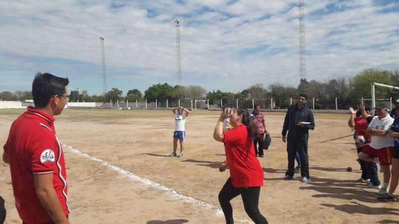 Encuentro regional de escuelas técnicas en Recreo