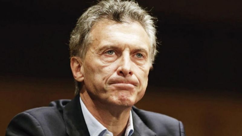 Macri eliminaría 10 Ministerios y se irían Quintana y Lopetegui