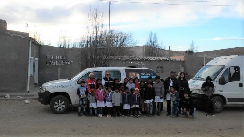 El Cine Móvil de Cultura llegó con proyecciones a Belén y Tinogasta