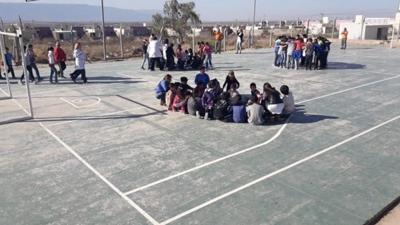 Simulacro de evacuación en la escuela de Valle Chico