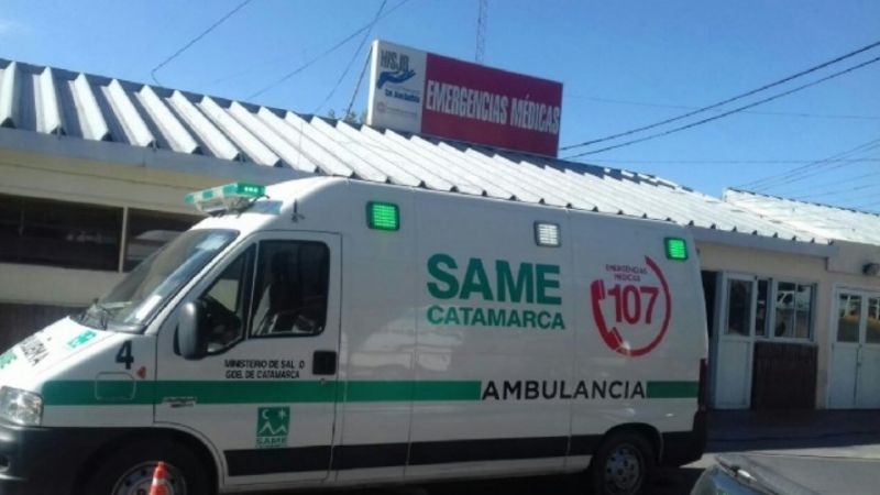 Mujer agredió a un hombre con un vaso y una cuchilla
