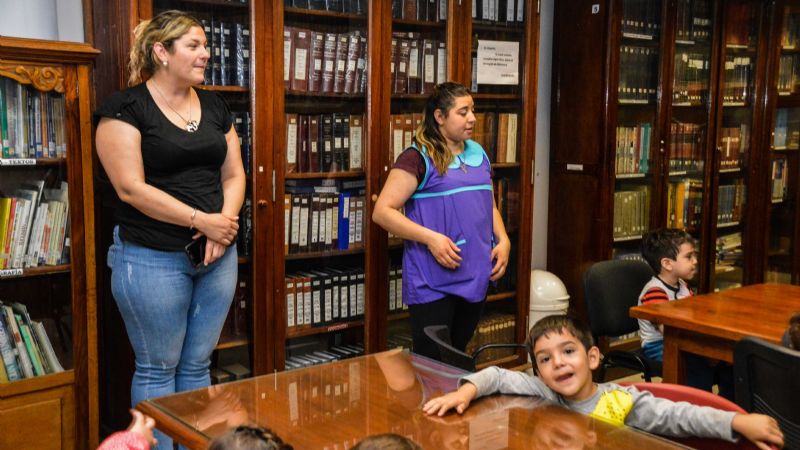 Pequeños del Jardín visitaron la Biblioteca “Mario Dardo Aguirre”
