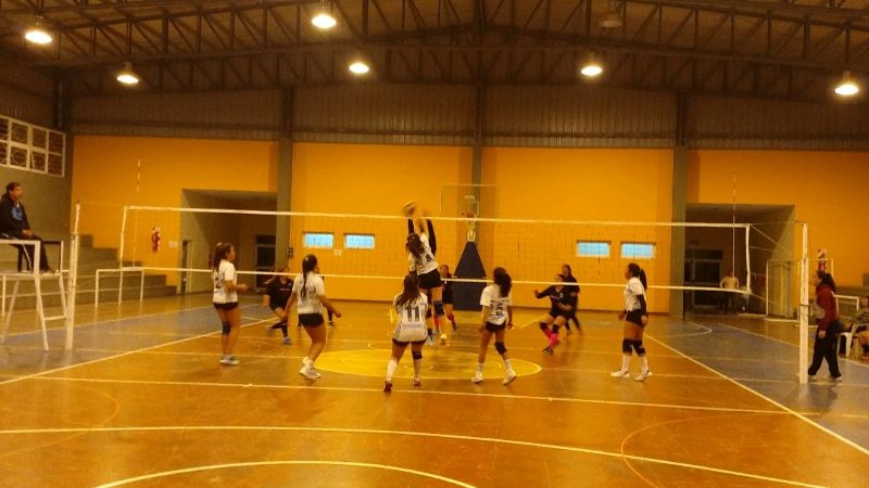Se jugó la cuarta fecha de la Liga Regional de Vóley