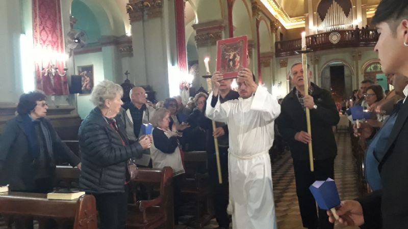 Misa y bendición de Biblias en el inicio del mes dedicado a la Palabra de Dios