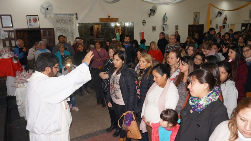 Con bendición de embarazadas culminaron fiestas de San Ramón
