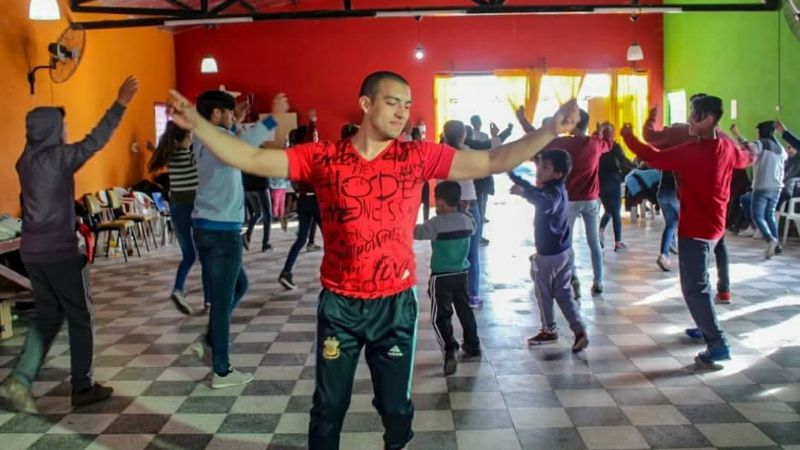 Fogón cultural con el calor del folklore recreino