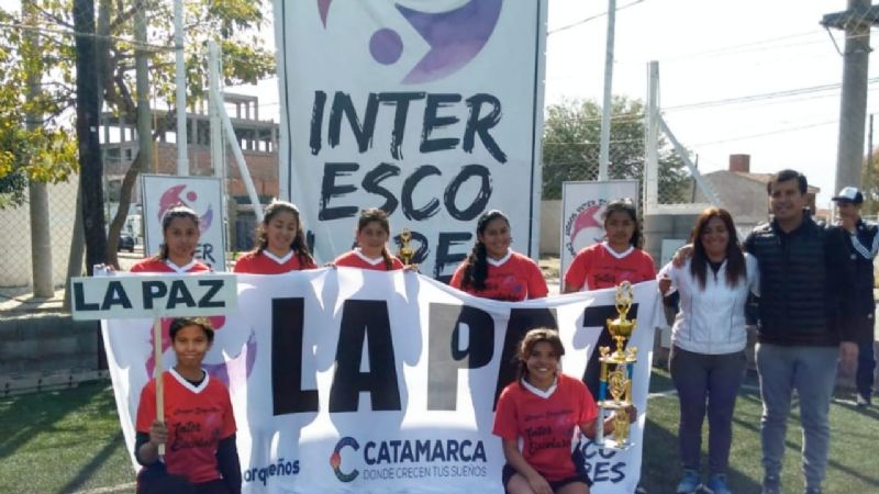 Fútbol Femenino: Casa de Piedras subcampeonas Sub 15 y Libre